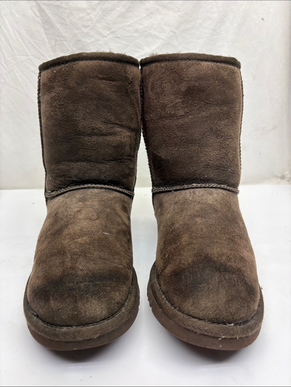 UGG Classic Women's Short Winter Boots - Brown, SZ 6, box 77